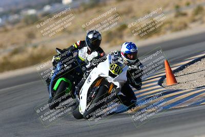 media/Jan-09-2022-SoCal Trackdays (Sun) [[2b1fec8404]]/Turn 11 (935am)/